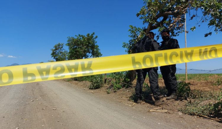 Desconocidos bajaron a mujer de una rastra y la asesinaron en Usulután