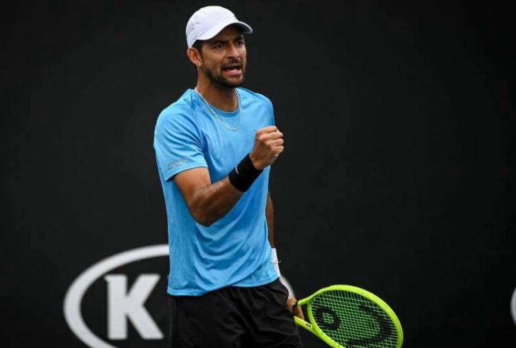 Marcelo Arévalo y Matwé Middelkoop caen en octavos de final en el ATP 500 de Dubái
