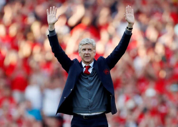 Arséne Wenger propone eliminar los remates de cabeza y jugar el Mundial cada dos años