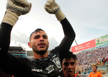 Benji Villalobos nominado a los premios “Cancerbero” 2021