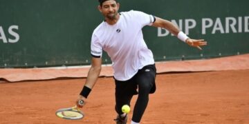 Marcelo Arévalo avanza a octavos de final del Masters 1000 de Miami