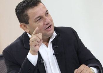 Rolando Castro revela que Muyshondt utilizó fondos públicos para su campaña