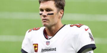 Tom Brady firma una extensión de contrato con Tampa Bay Buccaneers