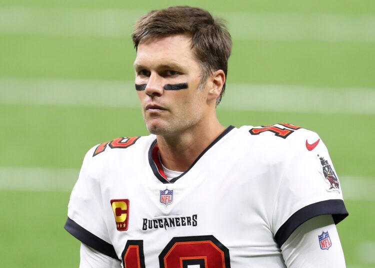 Tom Brady firma una extensión de contrato con Tampa Bay Buccaneers