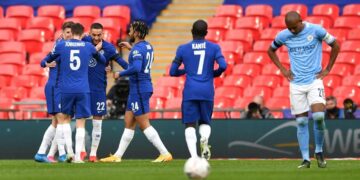 Manchester City deja escapar el póker de títulos tras perder ante el Chelsea en F.A. Cup