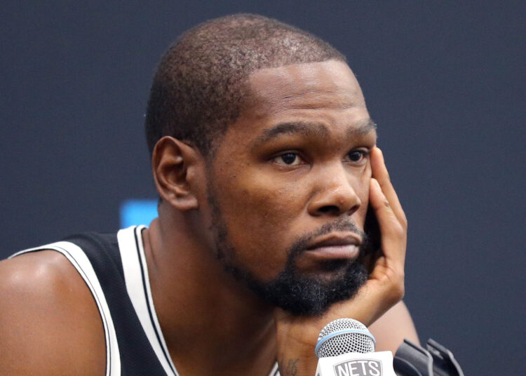 Kevin Durant pidió disculpas luego de sus mensajes homofóbicos y misóginos al ex actor de Friends Michael Rapaport