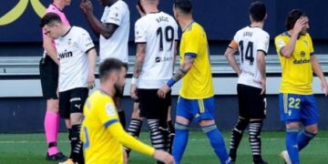 Valencia dice “no creer” a Juan Calá de Cádiz por sus comentarios racistas a Diakhaby