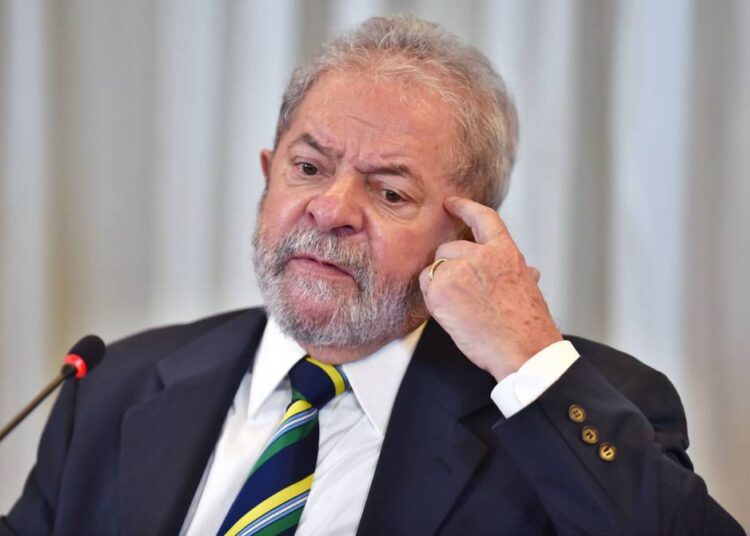 Un sondeo apunta que Lula ganaría con un amplio margen a Bolsonaro en las elecciones presidenciales en Brasil en el 2022