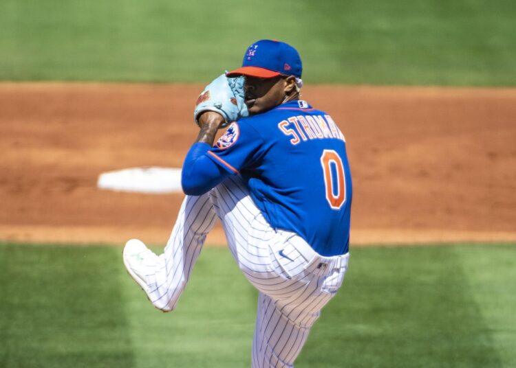 Comentario racista de locutor de la liga de béisbol escandaliza a la MLB