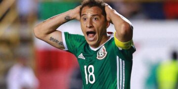 Guardado se lesiona con México