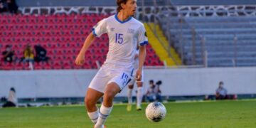 Enrico Dueñas no jugará con El Salvador la Copa de Oro 2021