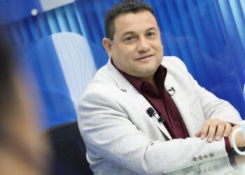 Ministro Rolando Castro creará un proyecto con ACNUR para pagar a jóvenes los primeros meses de aprendizaje en las empresas y generar experiencia