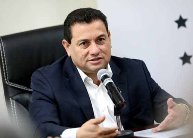 Ministro Rolando Castro extiende las puertas para que mujeres apliquen al Programa de Migración Laboral