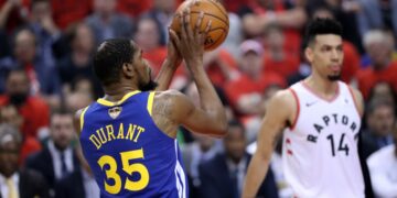 Kevin Durant firma el mejor partido de la historia de los Playoffs de la NBA con los Nets