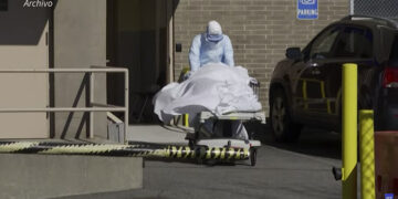 Más de 600 mil personas han muerto por COVID-19 en Estados Unidos