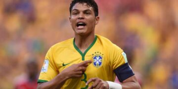 Thiago Silva, prudente respecto al duelo contra Chile