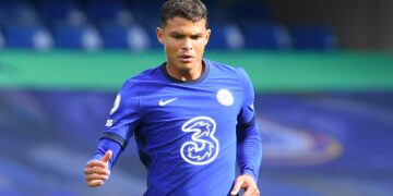 Thiago Silva también renueva por el Chelsea