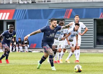 PSG empata ante un equipo de la Tercera División