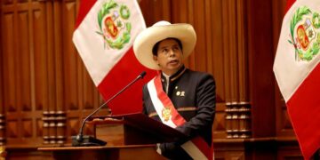 El izquierdista Pedro Castillo toma posesión como presidente de Perú