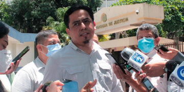 Eligen a diputado Jaime Guevara como jefe de fracción del FMLN
