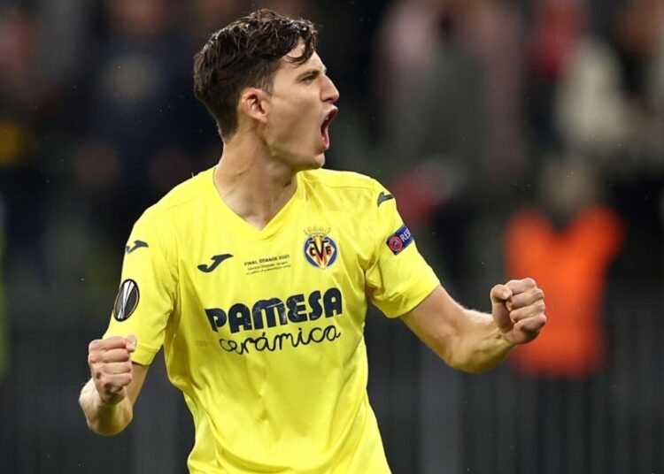 Emery confirma la oferta del Tottenham por Pau Torres