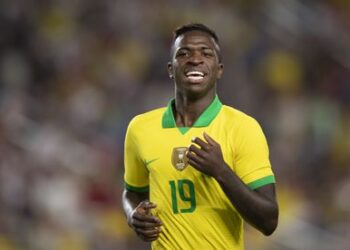 Brasil convoca a Vinicius