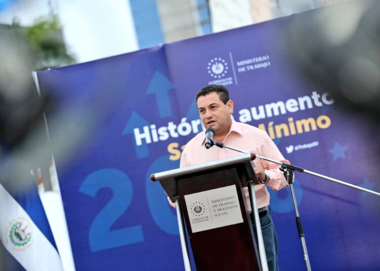 Ministro de Trabajo Rolando Castro desplegará a 700 técnicos a nivel nacional para inspeccionar la aplicación del incremento salarial