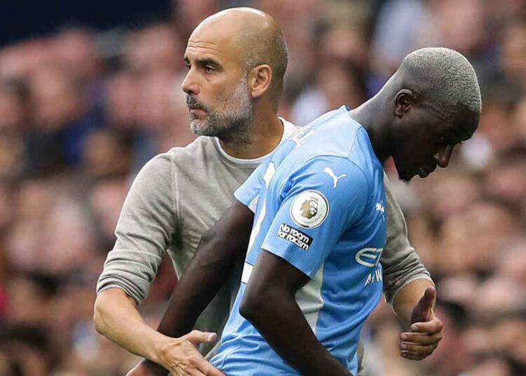 Manchester City retira a Mendy de su página web por cargos de violación y abuso sexual