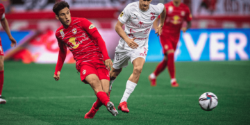 El Salzburgo, rival del Sevilla, abusa del Kalsdorf (8-0)