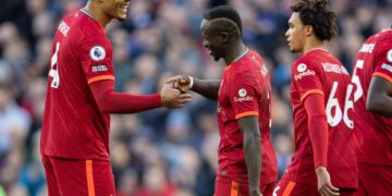 Un gran Brighton sorprende al Liverpool