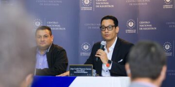 Ministro de Trabajo Rolando Castro firma convenio que permitirá agilidad de denuncias contra los empleadores