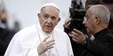 Papa Francisco manifiesta su «inmenso dolor» por las víctimas de abusos en la Iglesia en Francia