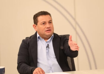 Ministro Rolando Castro habilita enlace virtual para que jóvenes envíen su hoja de vida y apliquen al Programa Oportunidades