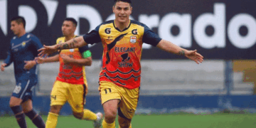 Kevin Santamaría no seguirá con el Chavelines peruano