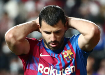 Medios europeos adelantan el retiro del ‘Kun’ Agüero