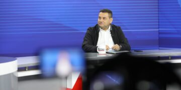 Estos son los pasos que deben seguir los interesados en aplicar al Programa Oportunidades implementado por el Ministro Rolando Castro