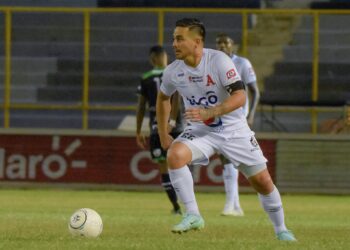 Rodolfo Zelaya, delantero del Alianza: «Nosotros trabajamos para ser campeones»