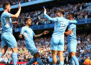 Manchester City y Liverpool abren su 2022 con clásicos en Londres