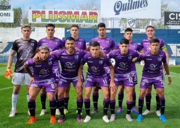 Club de segunda división de Argentina despide a 16 jugadores por sospecha de amaño de partido