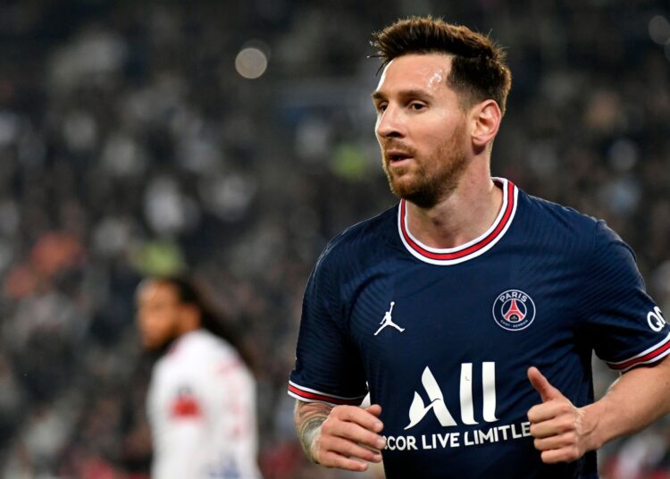 Vuelven a suspender a Messi tras «un partido indigno de su Balón de Oro»