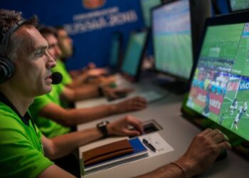 Hugo Pérez: “¿Porqué ahora que ya pasó lo más duro la Concacaf quiere poner el VAR?”