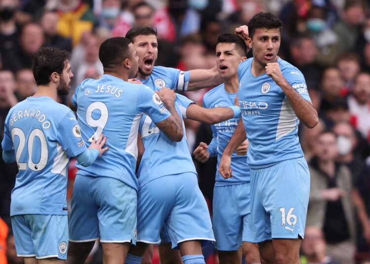 El City sigue imparable en Premier League tras vencer 2-1 al Arsenal