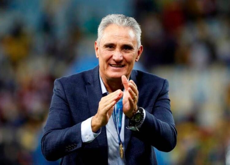Tite confía en Coutinho: «Va a recuperar su mejor nivel»