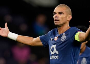 Pepe podría ser suspendido por dos años por agresión a un directivo del Sporting Lisboa