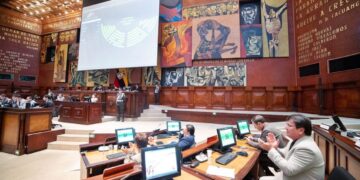 El Parlamento de Ecuador aprueba el aborto en casos de violación