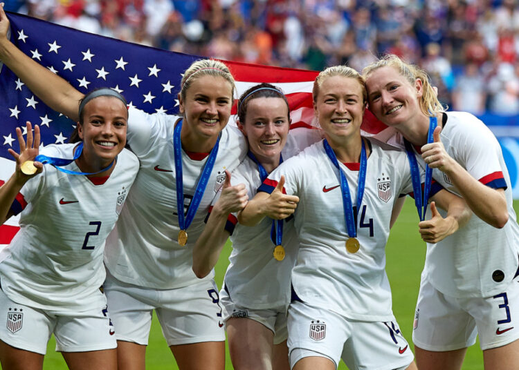 La selección femenina de Estados Unidos recibirá el mismo sueldo que los hombres