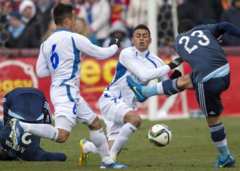 Presidente de FESFUT confirma amistosos ante Argentina, Guatemala y Panamá