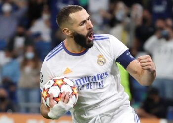 Benzema: «Me pone muy orgulloso estar en el sitio de Di Stéfano»