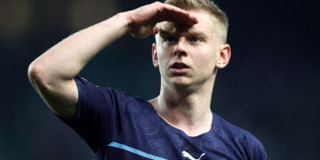 Oleksandr Zinchenko: “Si no fuera por mi hija, estaría luchando en Ucrania”