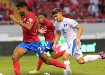La FESFUT rebaja a 5 dólares el Sol General ante Costa Rica